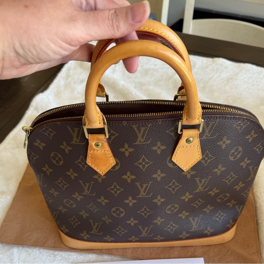 Louis Vuitton Classic Monogram Alma